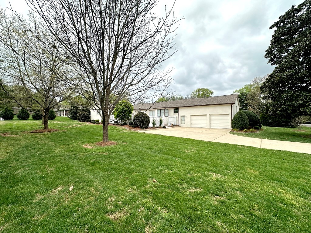 2318 Riverview Drive Murfreesboro TN 37129