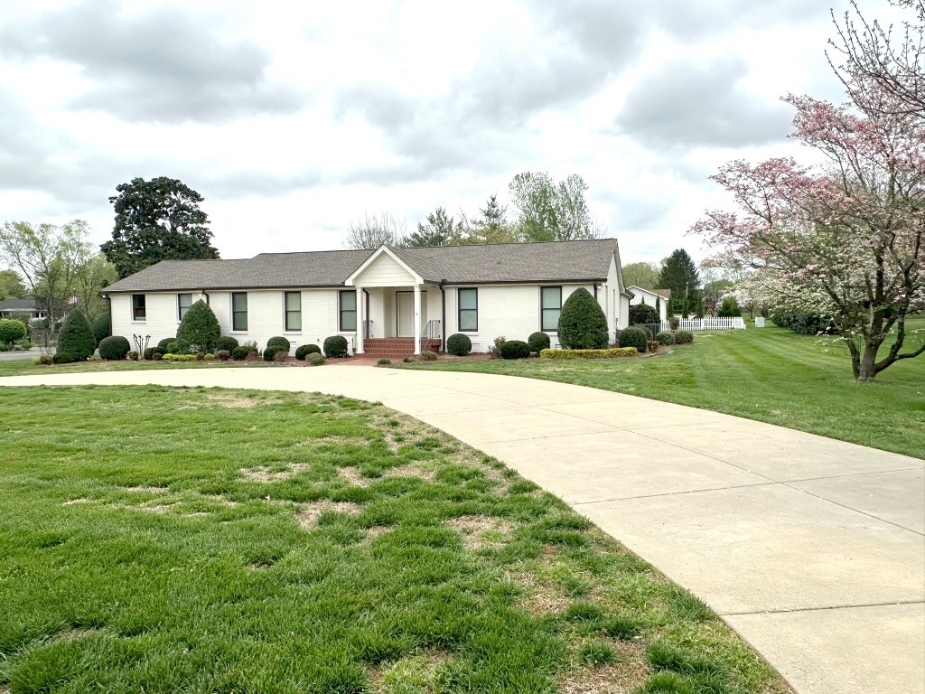 2318 Riverview Drive Murfreesboro TN 37129