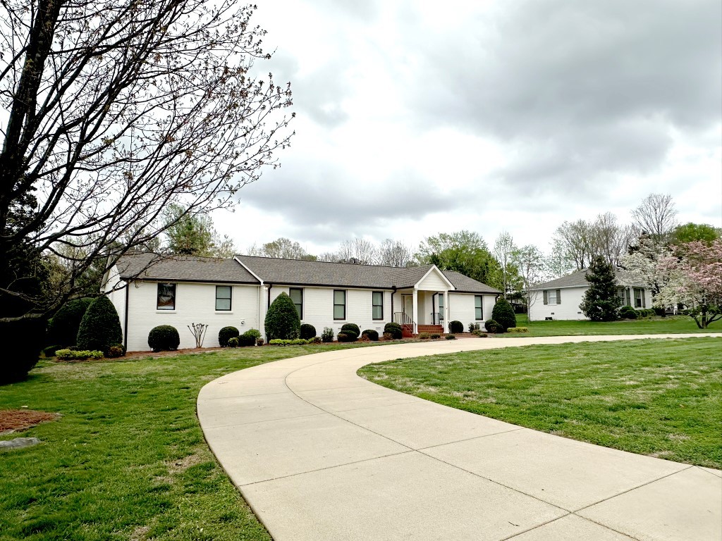 2318 Riverview Drive Murfreesboro TN 37129
