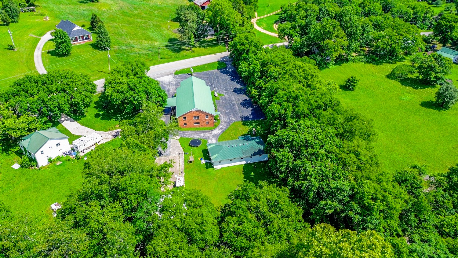 8302 Lawrenceburg Highway Mount Pleasant TN 38474