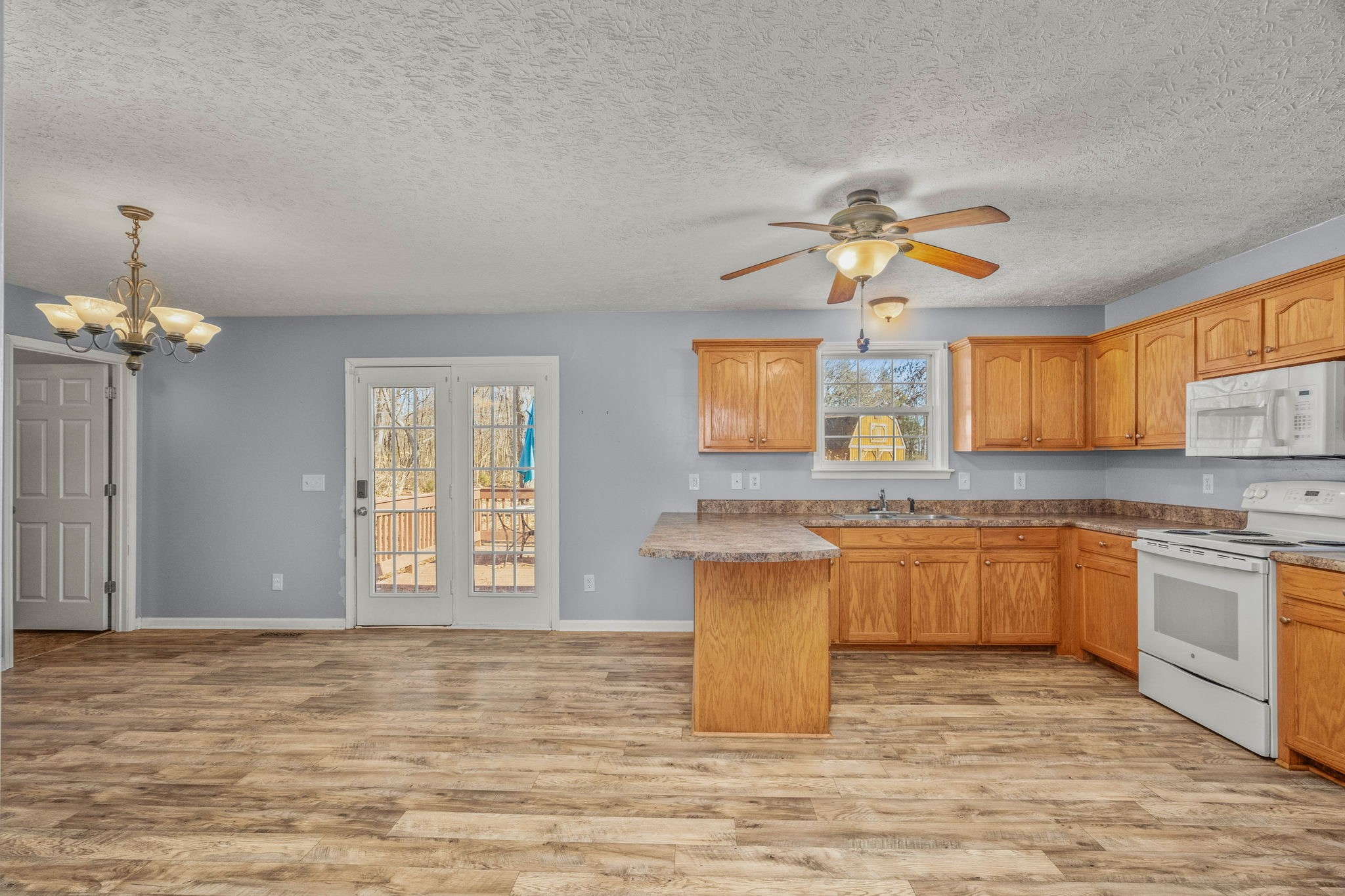 6041 Mcdaniels Road Springfield TN 37172
