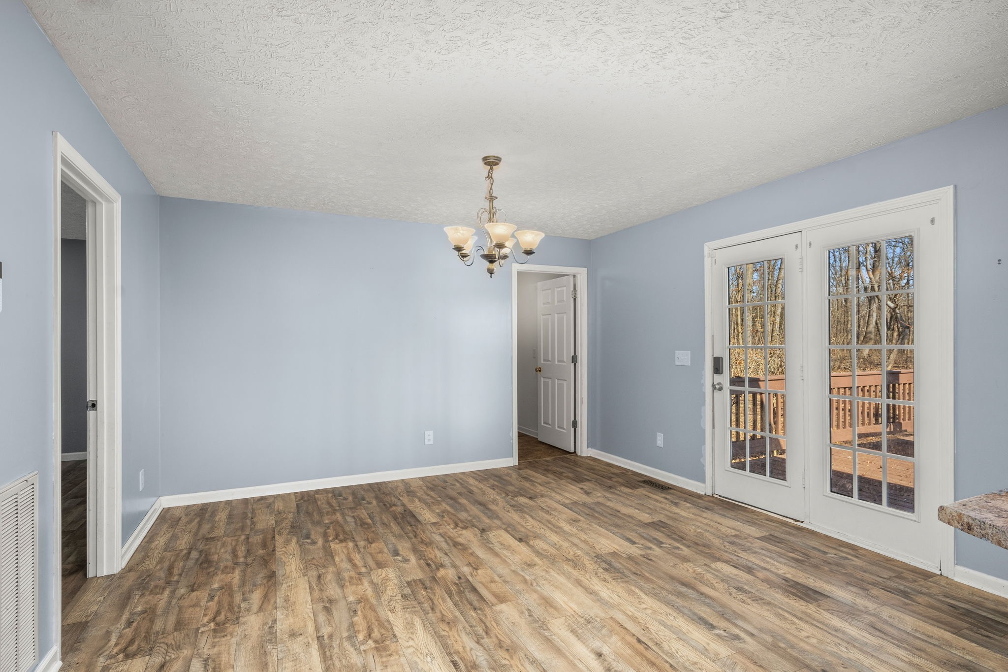 6041 Mcdaniels Road Springfield TN 37172