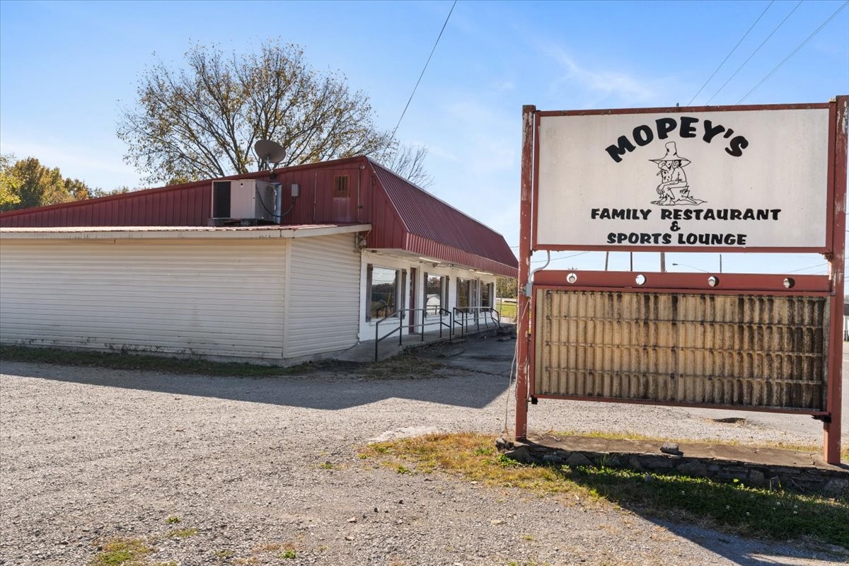 1693 Nashville Highway Lewisburg TN 37091