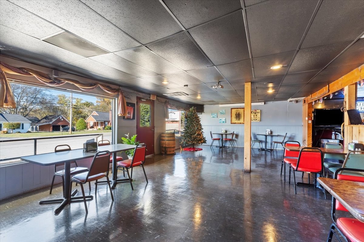 1693 Nashville Highway Lewisburg TN 37091