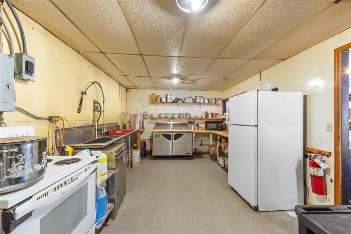 1693 Nashville Highway Lewisburg TN 37091