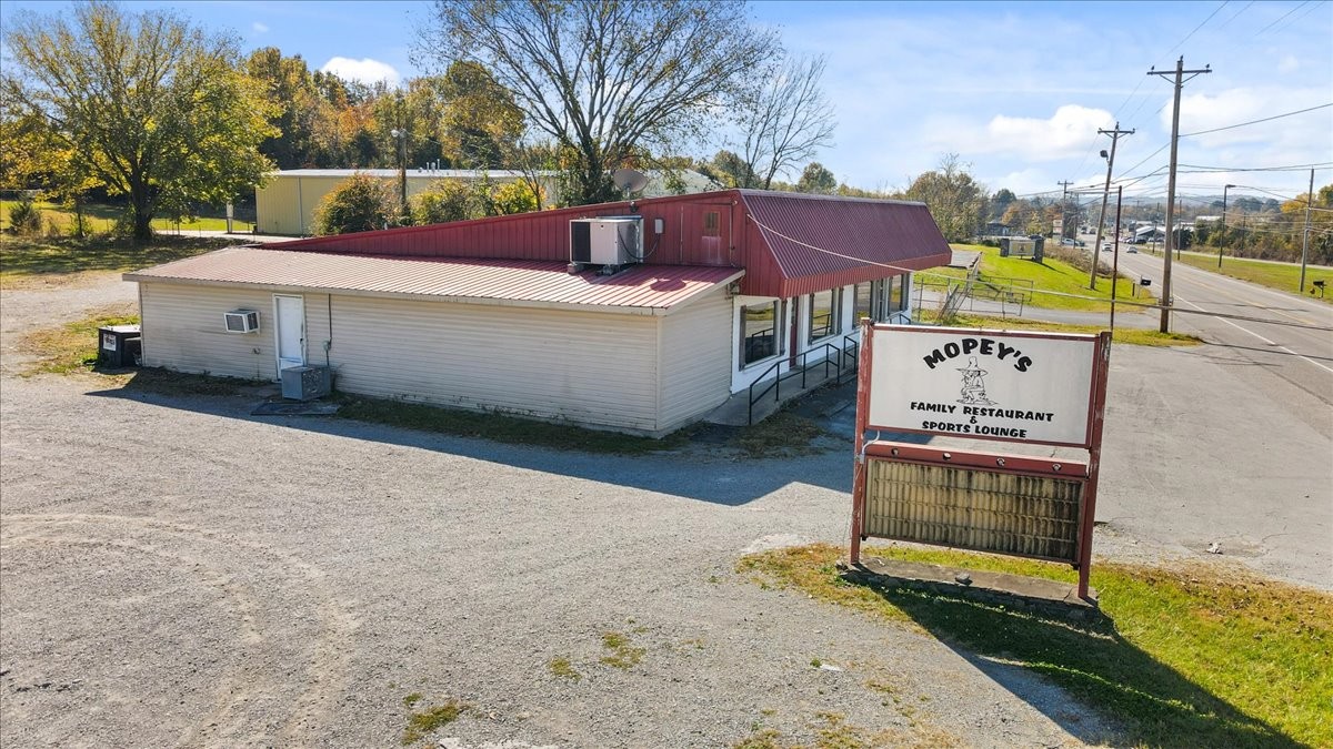 1693 Nashville Highway Lewisburg TN 37091