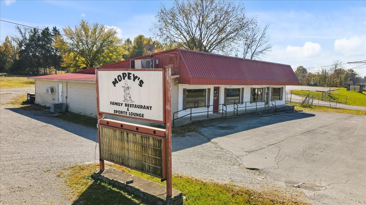 1693 Nashville Highway Lewisburg TN 37091