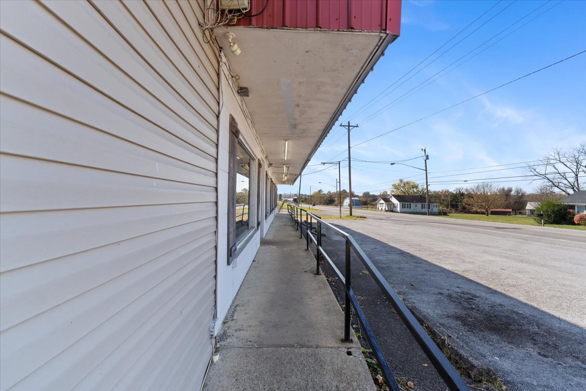 1693 Nashville Highway Lewisburg TN 37091