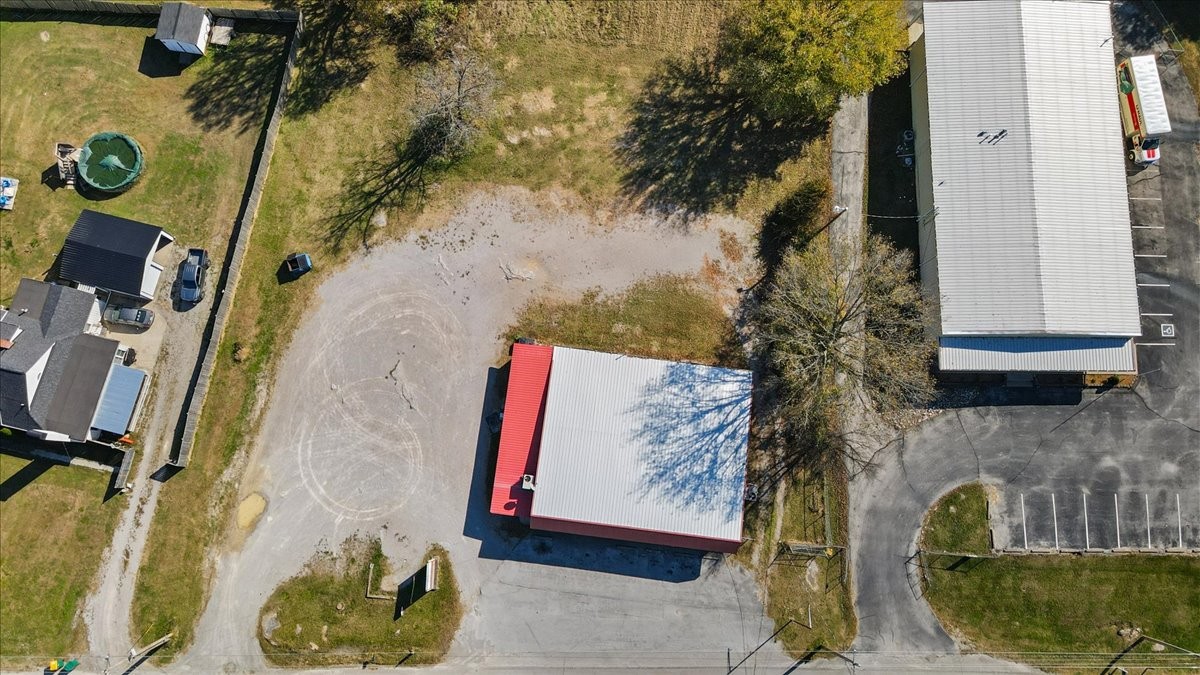 1693 Nashville Highway Lewisburg TN 37091