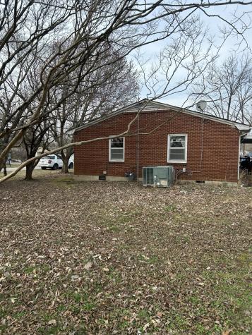 604 2nd Avenue Lawrenceburg TN 38464