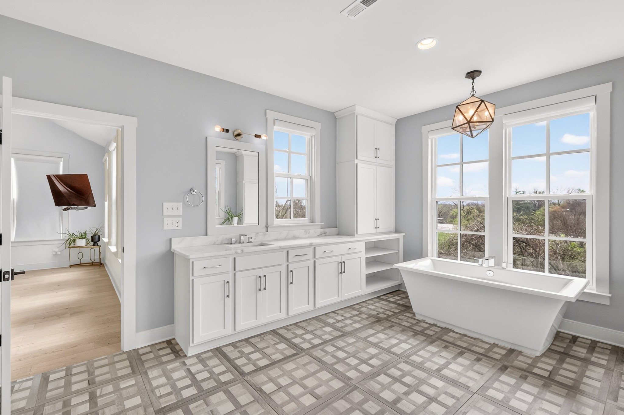 901B Gale Lane Nashville TN 37204
