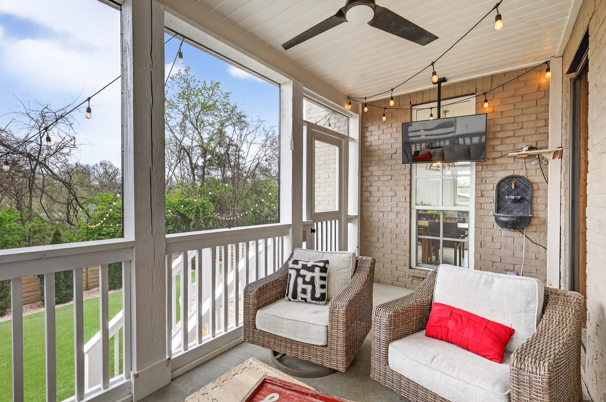 901B Gale Lane Nashville TN 37204