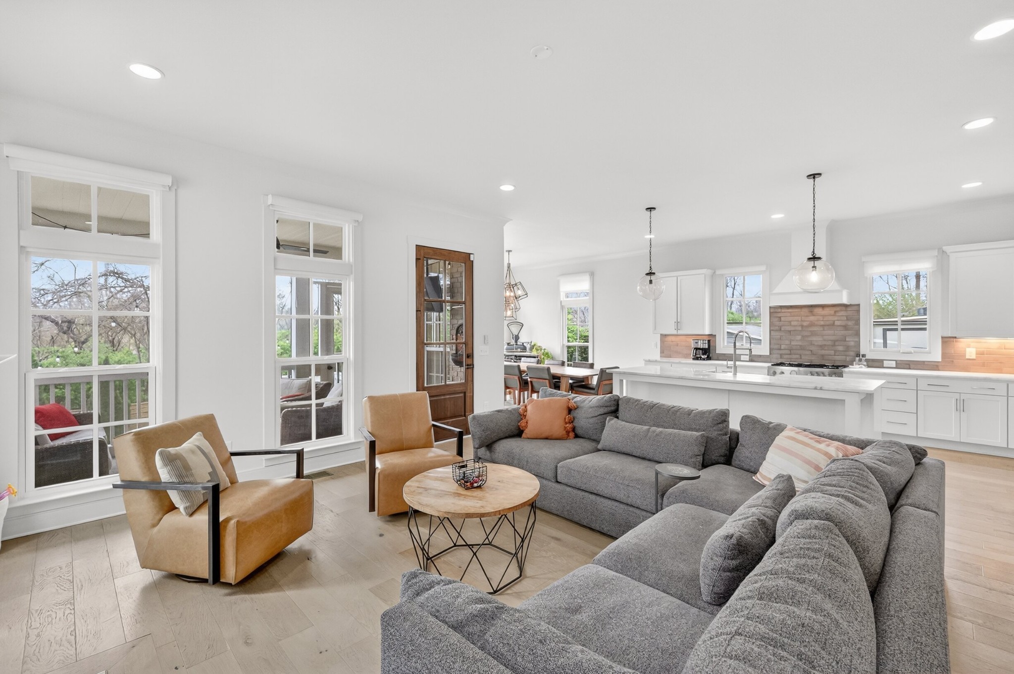 901B Gale Lane Nashville TN 37204