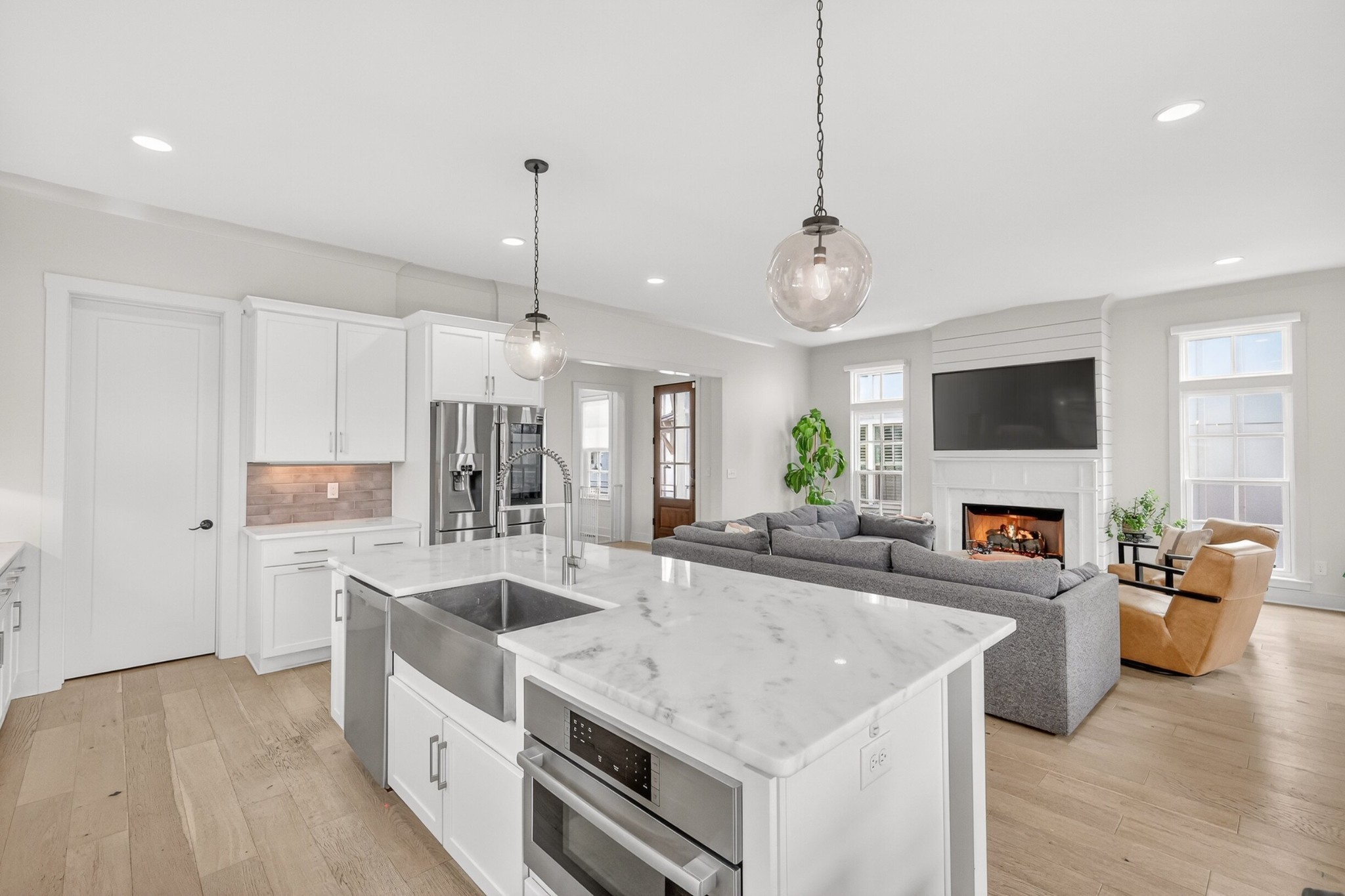 901B Gale Lane Nashville TN 37204
