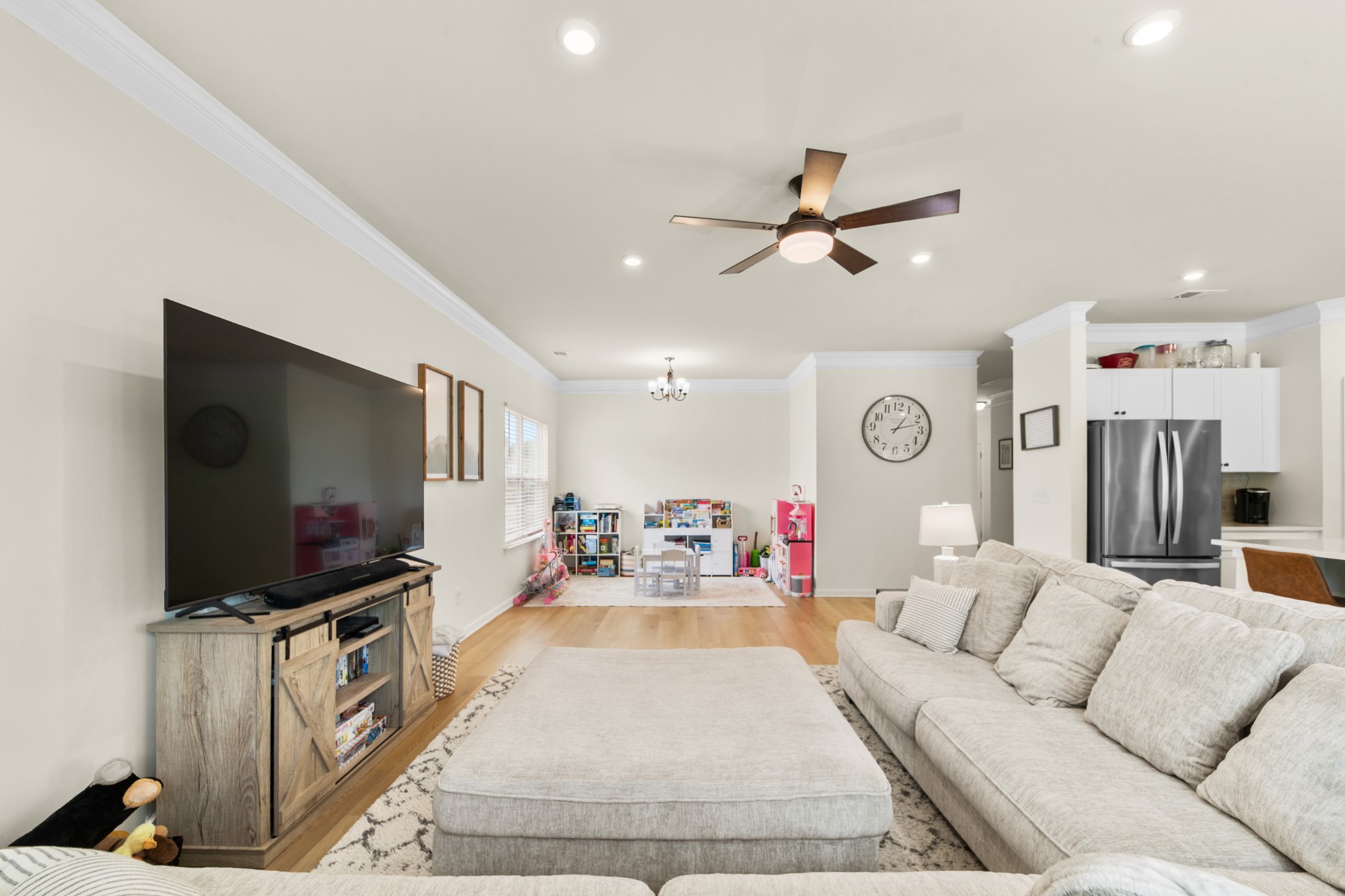 348 Geneva Lane Columbia TN 38401