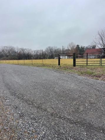 2966 Union Road White House TN 37188