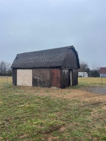 2966 Union Road White House TN 37188