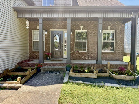 1761 Apache Way Clarksville TN 37042