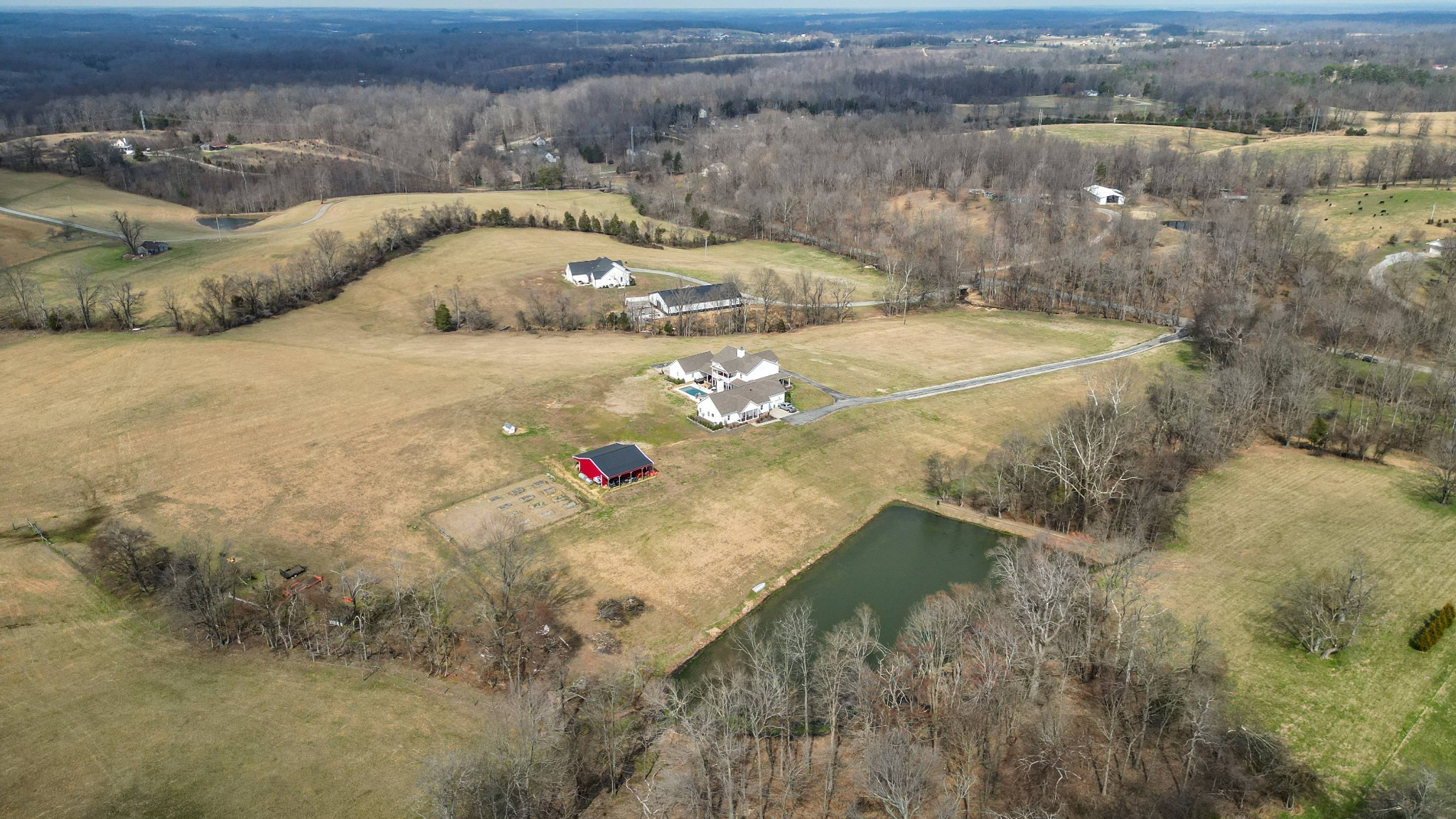 1103 Rogues Fork Road Bethpage TN 37022