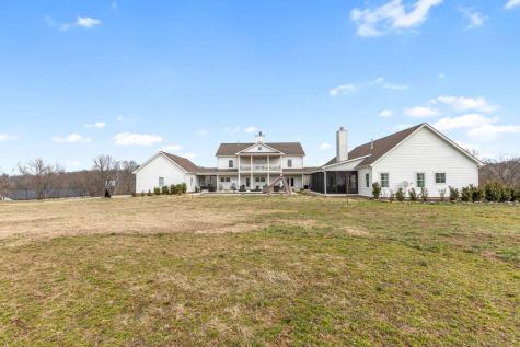 1103 Rogues Fork Road Bethpage TN 37022