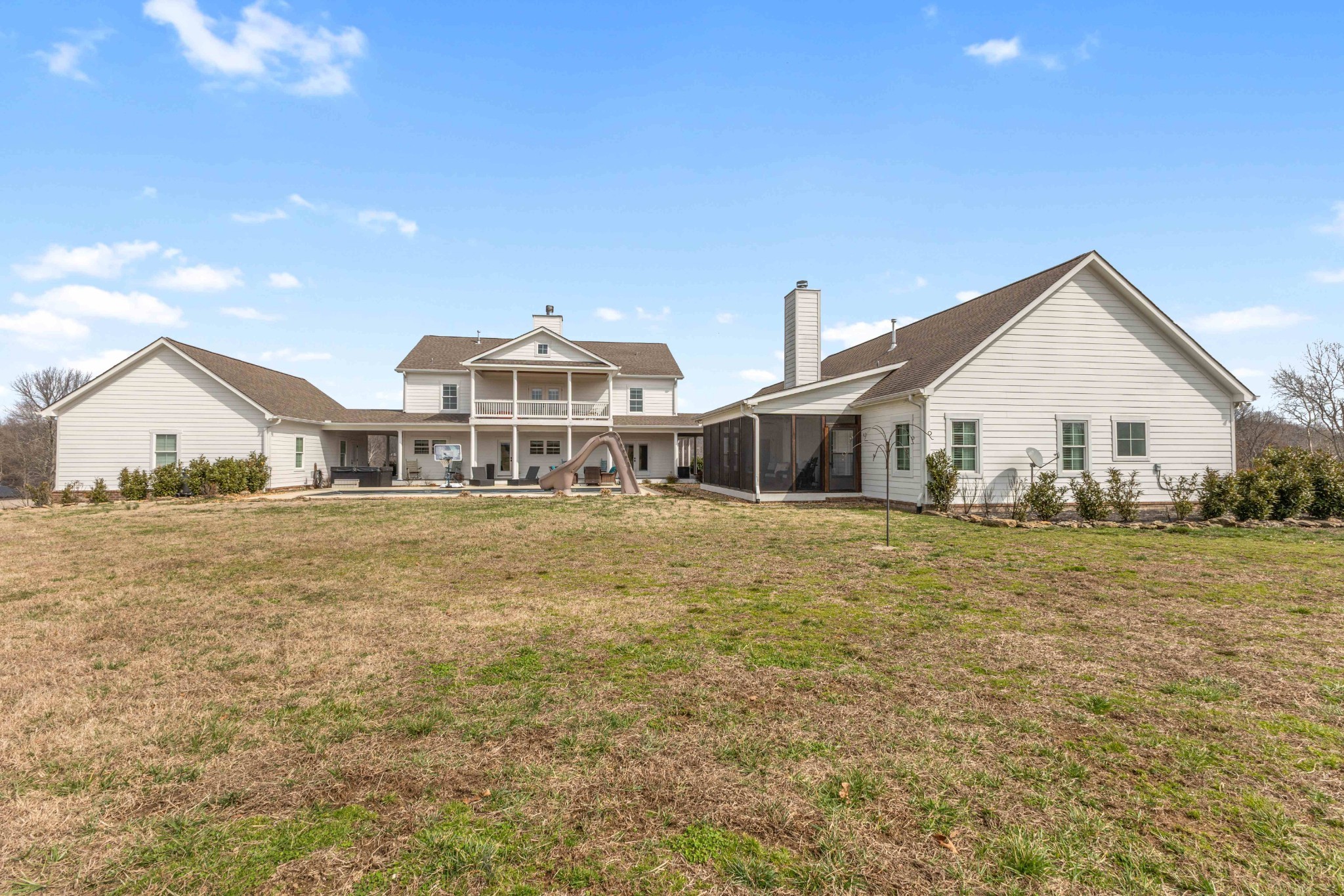 1103 Rogues Fork Road Bethpage TN 37022