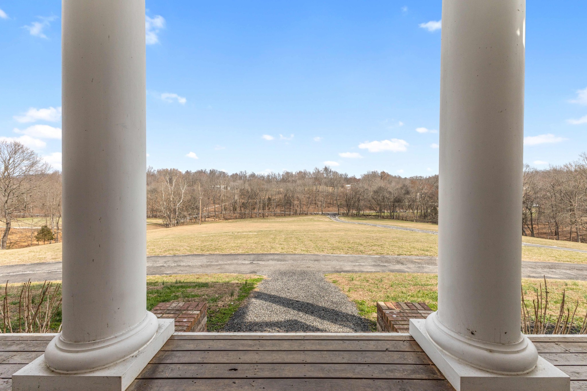 1103 Rogues Fork Road Bethpage TN 37022