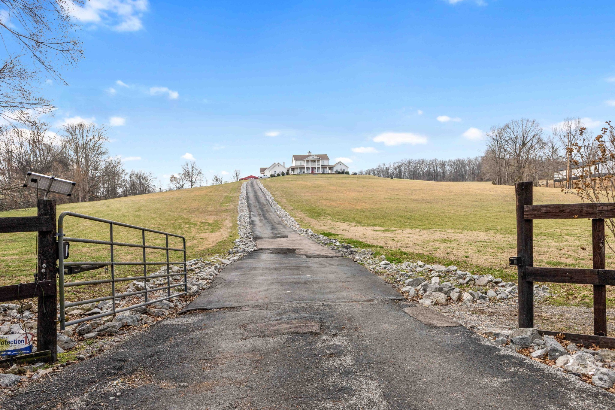 1103 Rogues Fork Road Bethpage TN 37022