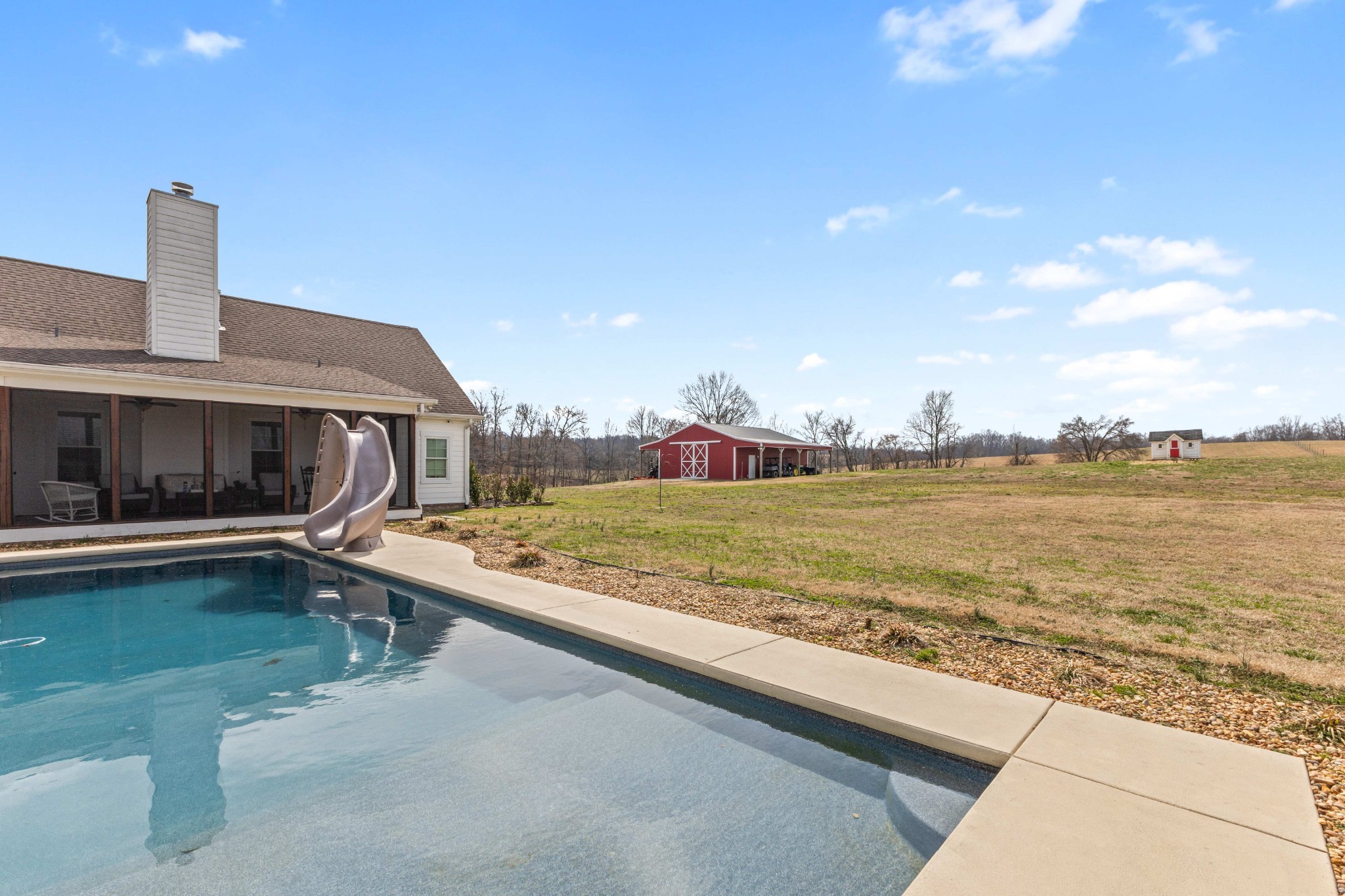 1103 Rogues Fork Road Bethpage TN 37022