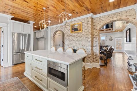 1103 Rogues Fork Road Bethpage TN 37022