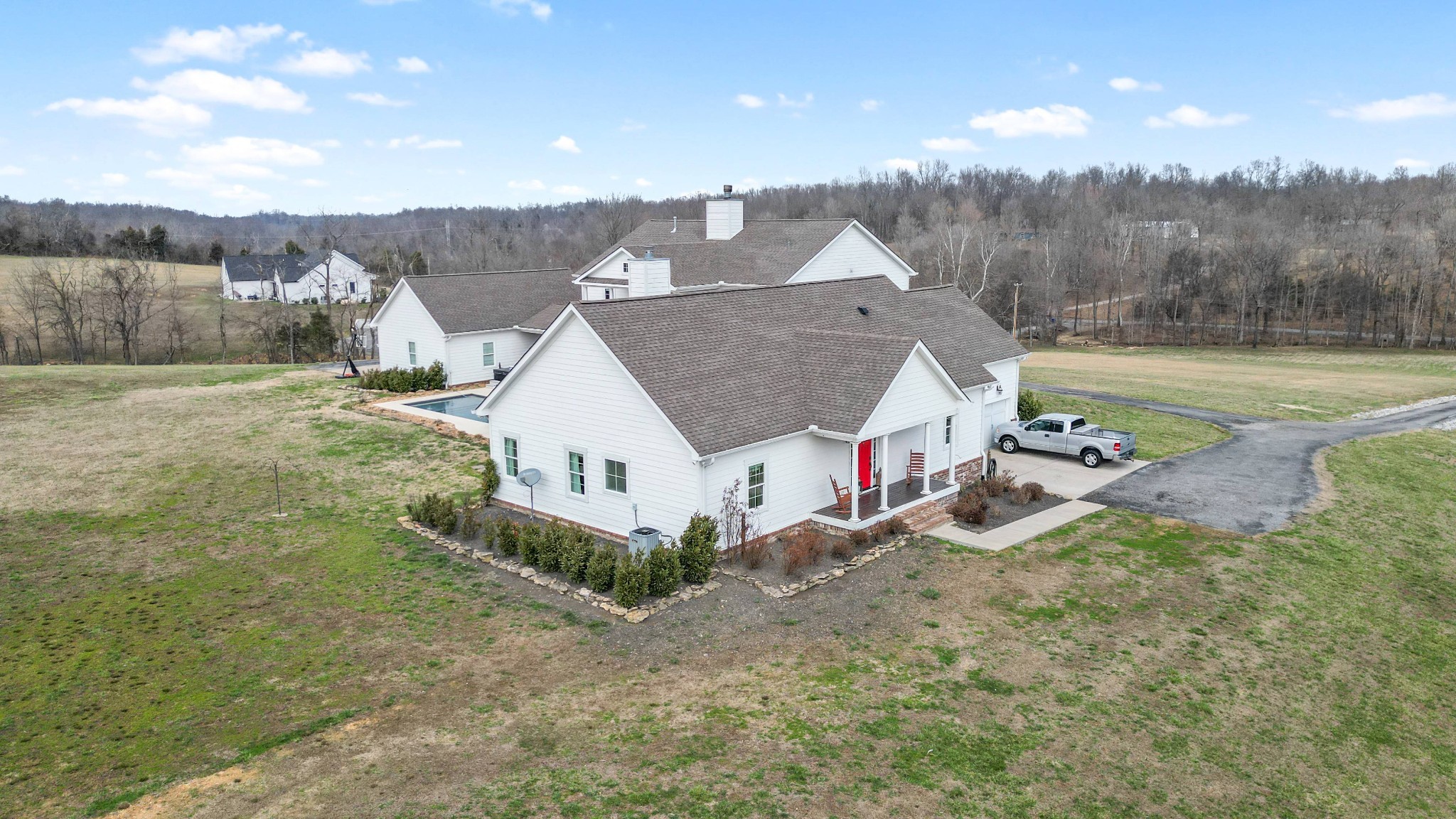 1103 Rogues Fork Road Bethpage TN 37022