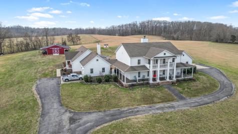1103 Rogues Fork Road Bethpage TN 37022
