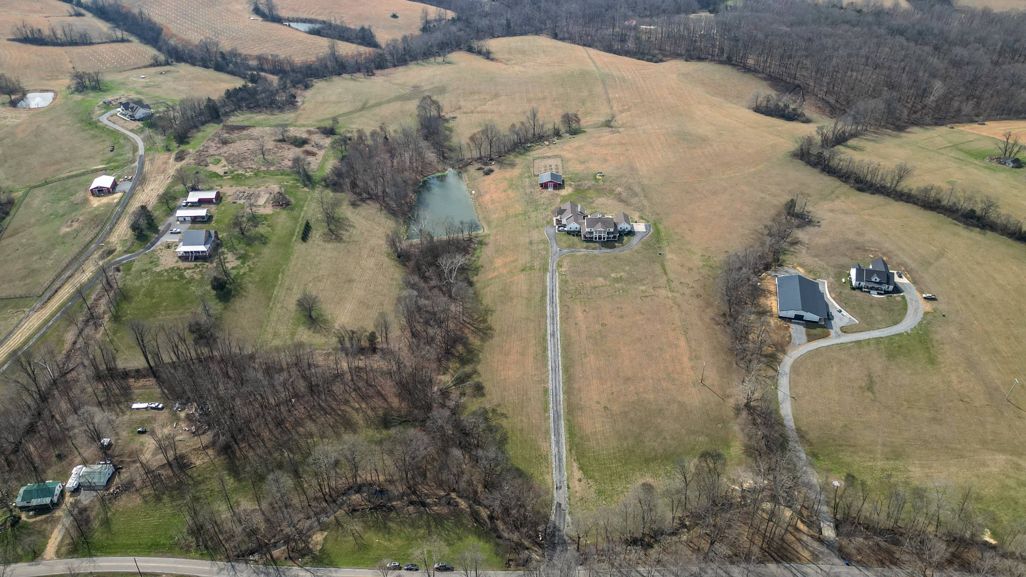 1103 Rogues Fork Road Bethpage TN 37022
