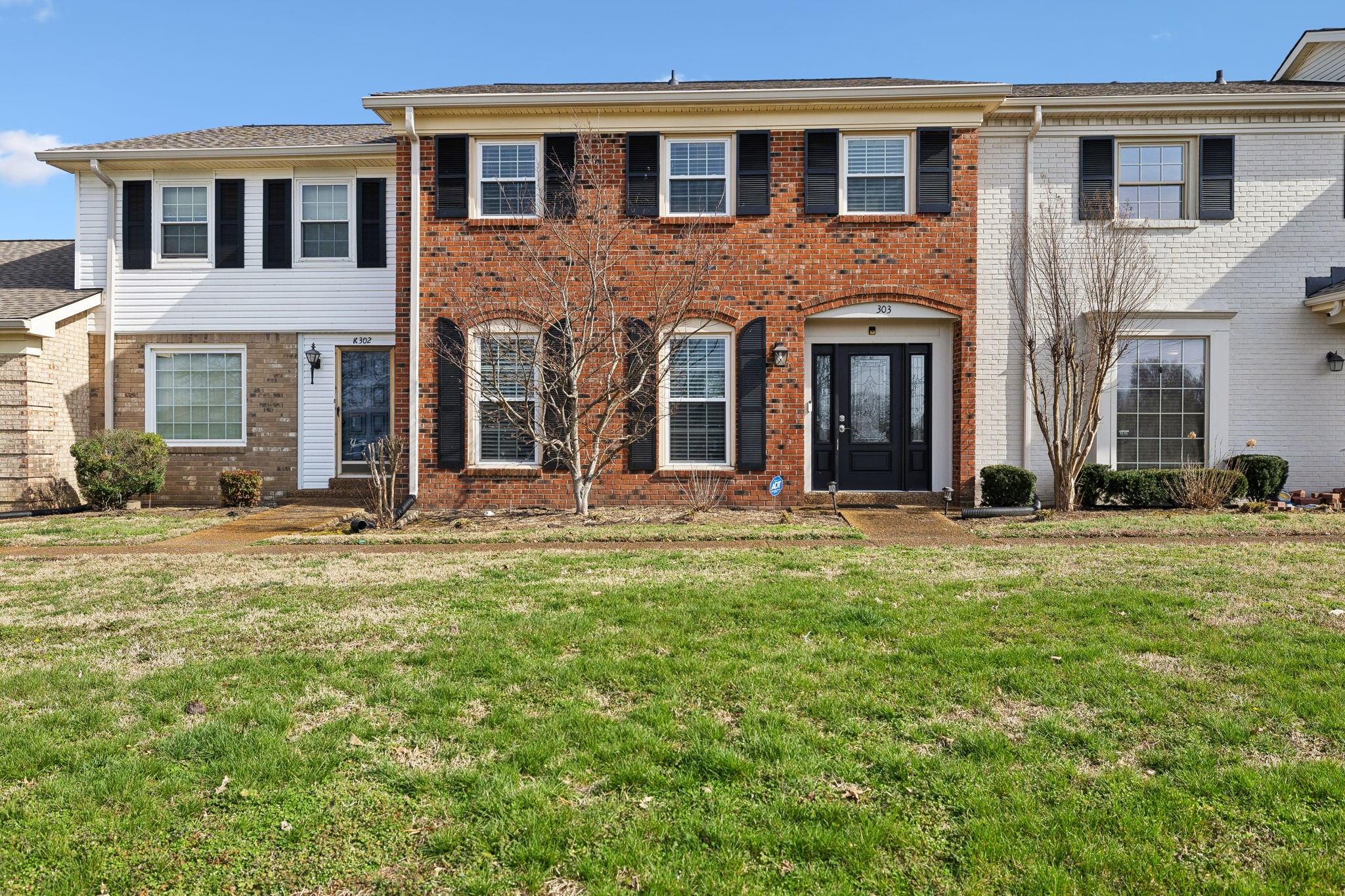8300 Sawyer Brown Road Nashville TN 37221