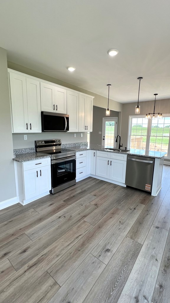 77 Bakersfield Drive Cadiz KY 42211