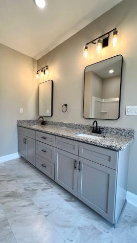 77 Bakersfield Drive Cadiz KY 42211