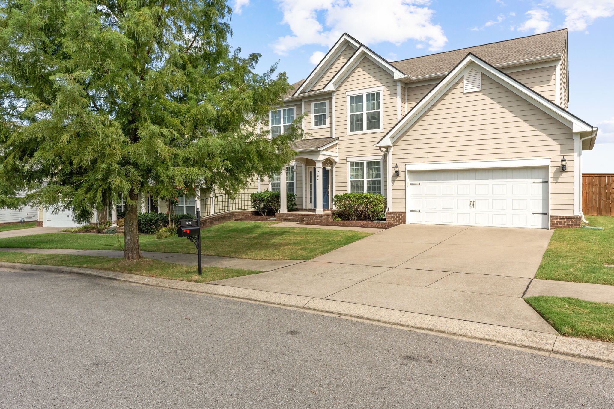 709 Wadestone Trail Franklin TN 37064