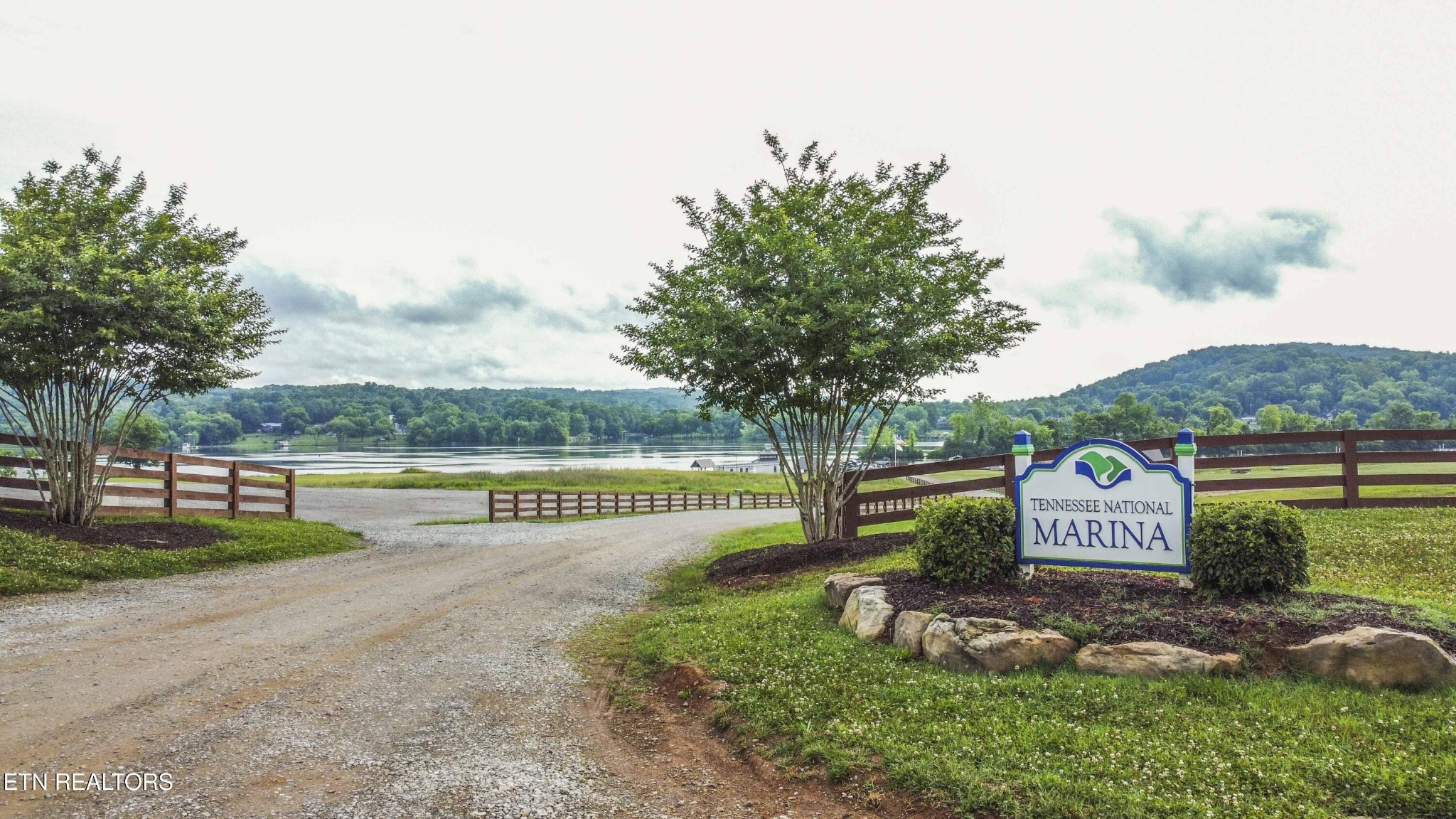 494 Black Bear Circle Loudon TN 37774