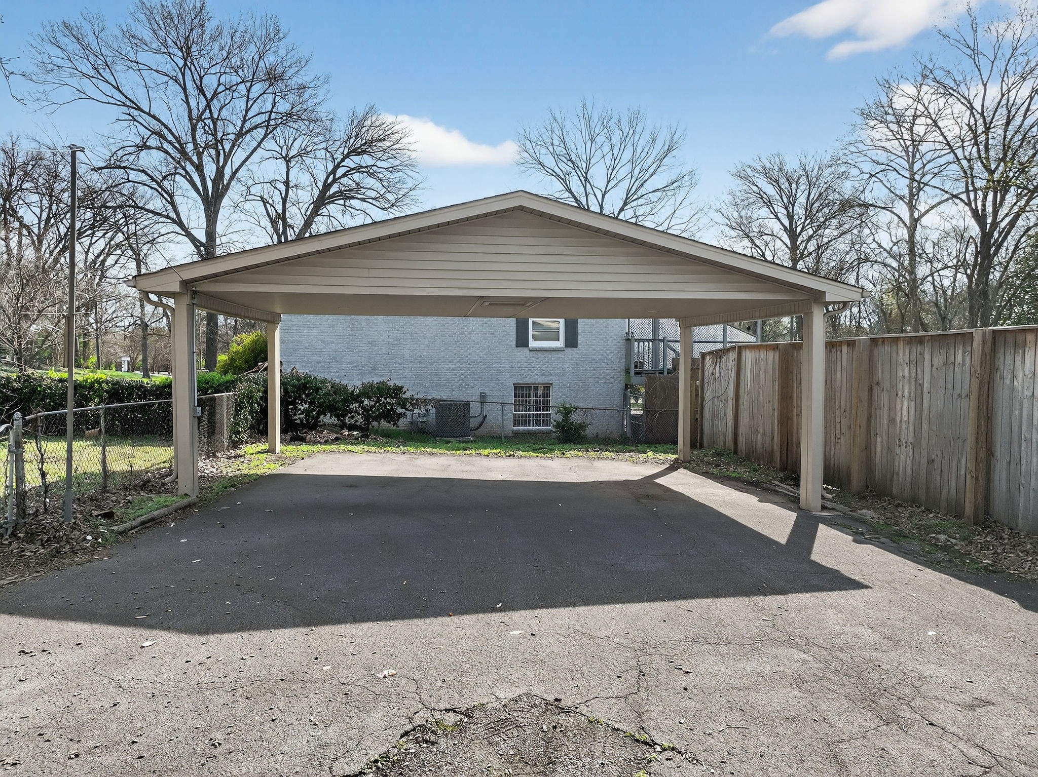 841 Sutton Hill Road Nashville TN 37204