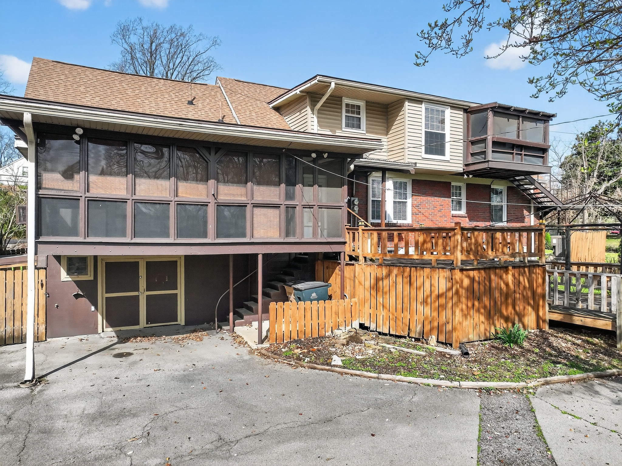 841 Sutton Hill Road Nashville TN 37204