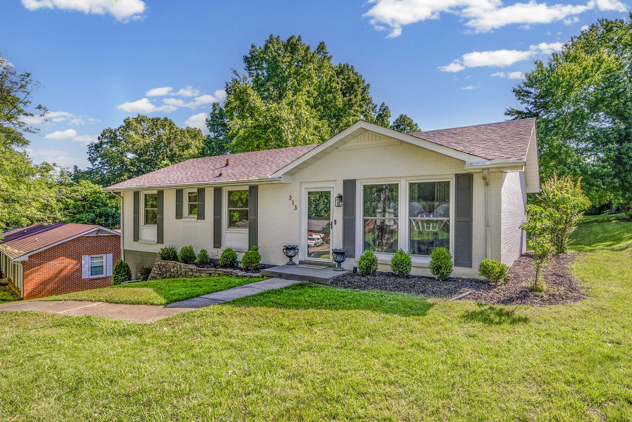 313 Hilldale Lane Clarksville TN 37043