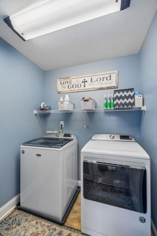 954 Willow Circle Clarksville TN 37043