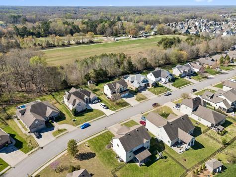 954 Willow Circle Clarksville TN 37043