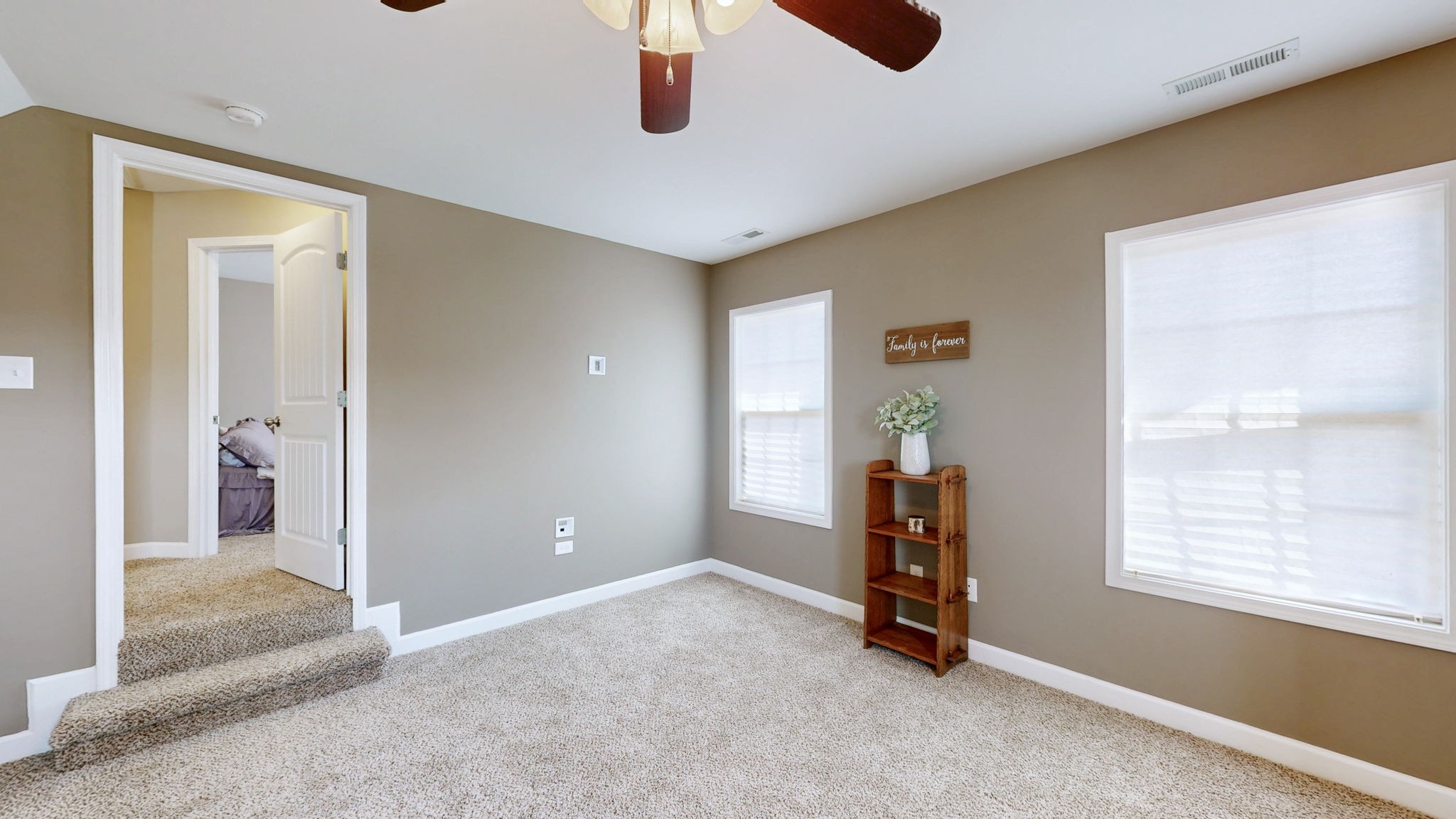 5016 Lady Thatcher Drive Murfreesboro TN 37129