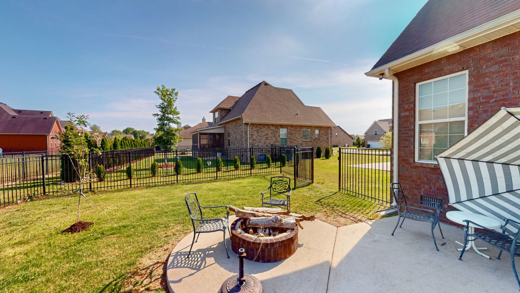 5016 Lady Thatcher Drive Murfreesboro TN 37129