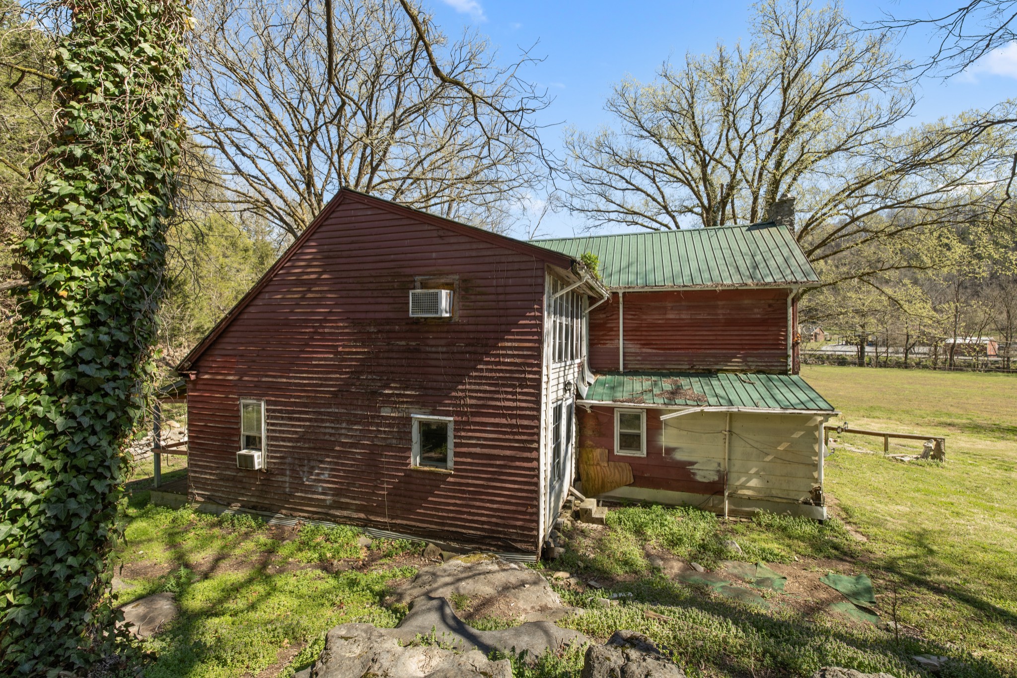 2203 Stones River Road Woodbury TN 37190