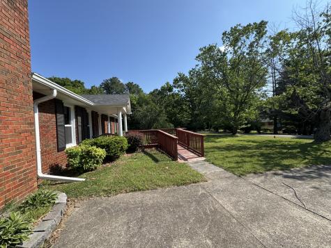 75 Towering Oaks Drive Tennessee Ridge TN 37178