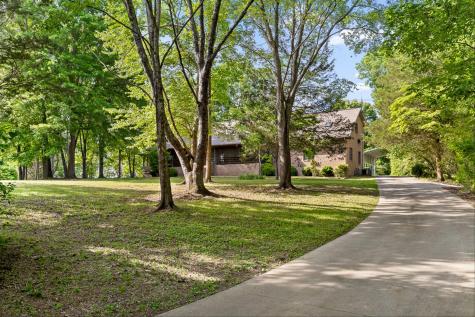 2401 Igou Ferry Road Soddy Daisy TN 37379