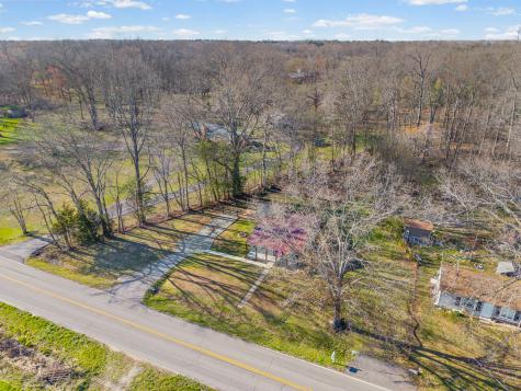 1595 Old Dover Road Clarksville TN 37042