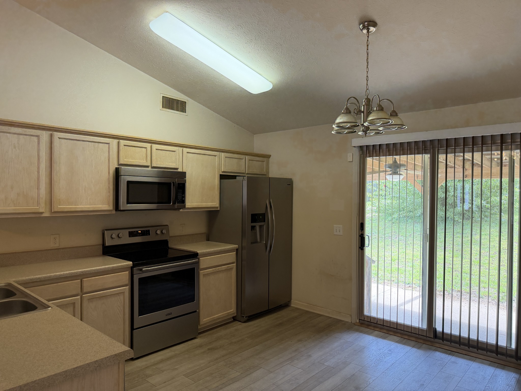 282 Bill Stewart Boulevard La Vergne TN 37086