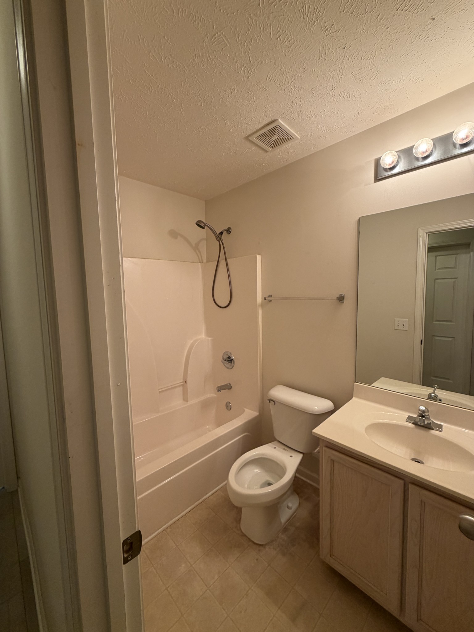 282 Bill Stewart Boulevard La Vergne TN 37086